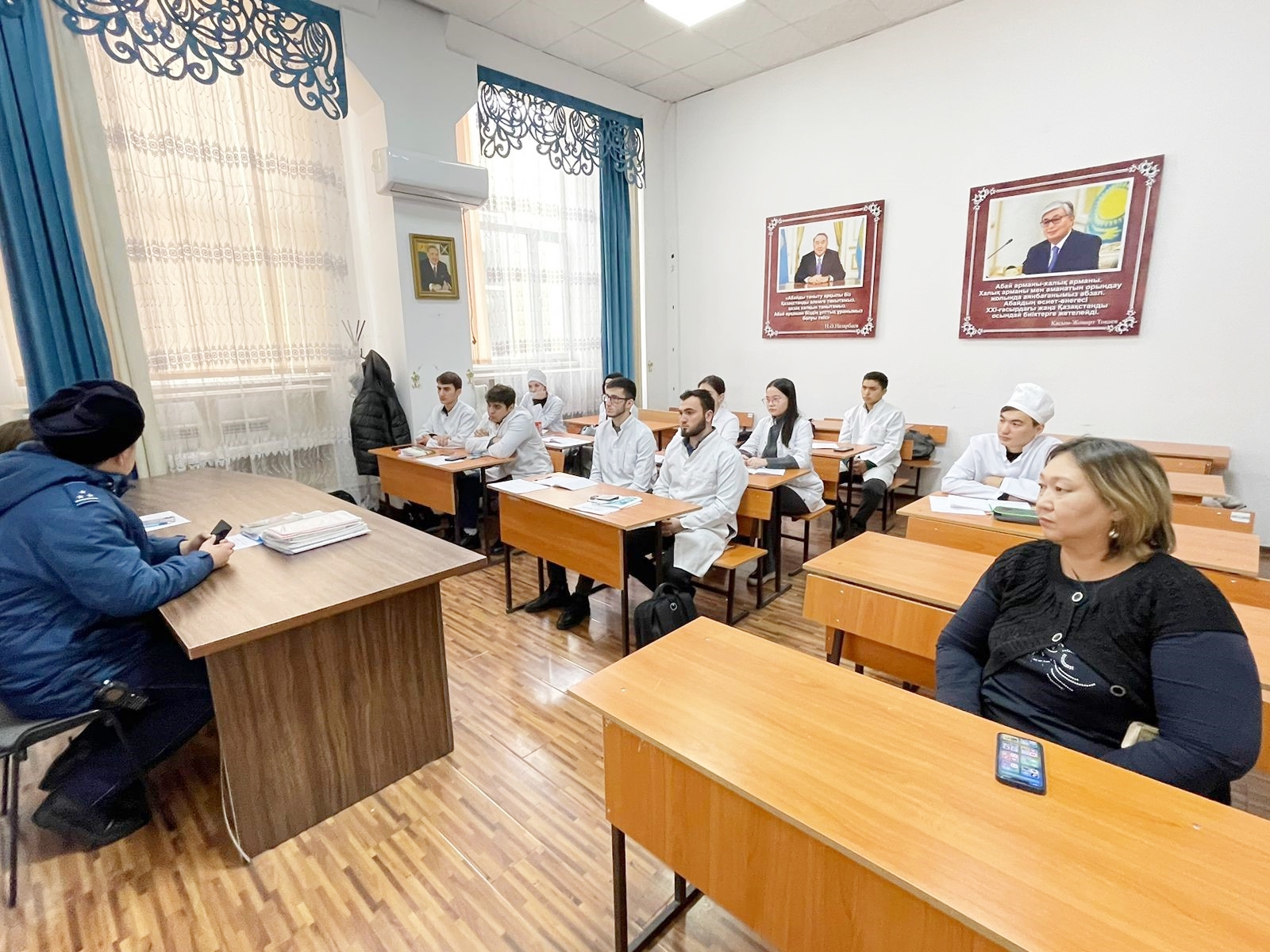 Круглый стол на тему «Основы финансовой безопасности»