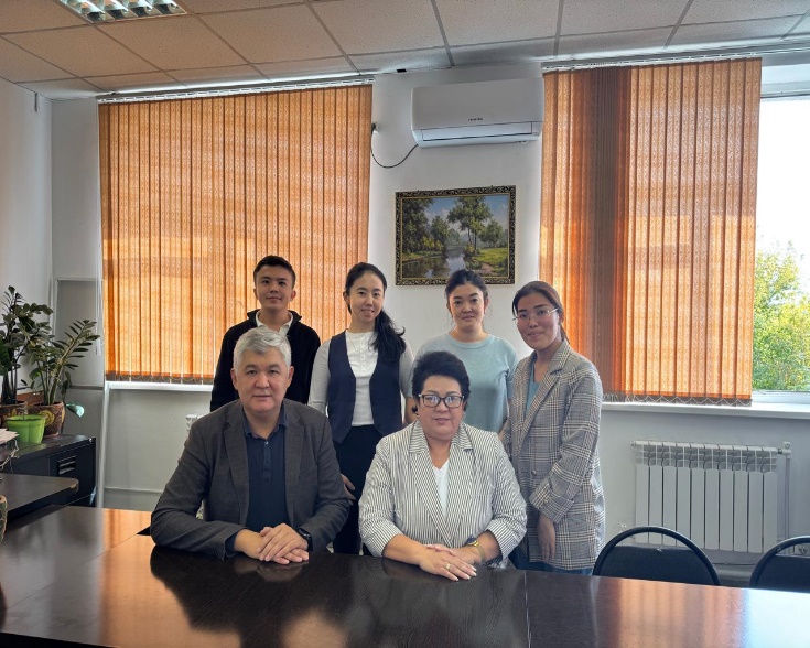 An extraordinary seminar with the participation of doctoral...