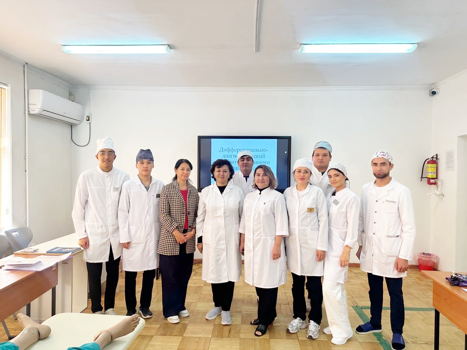 Пост-Релиз 6 курс интерндерінің қатысуымен ашық сабақ өткізу...