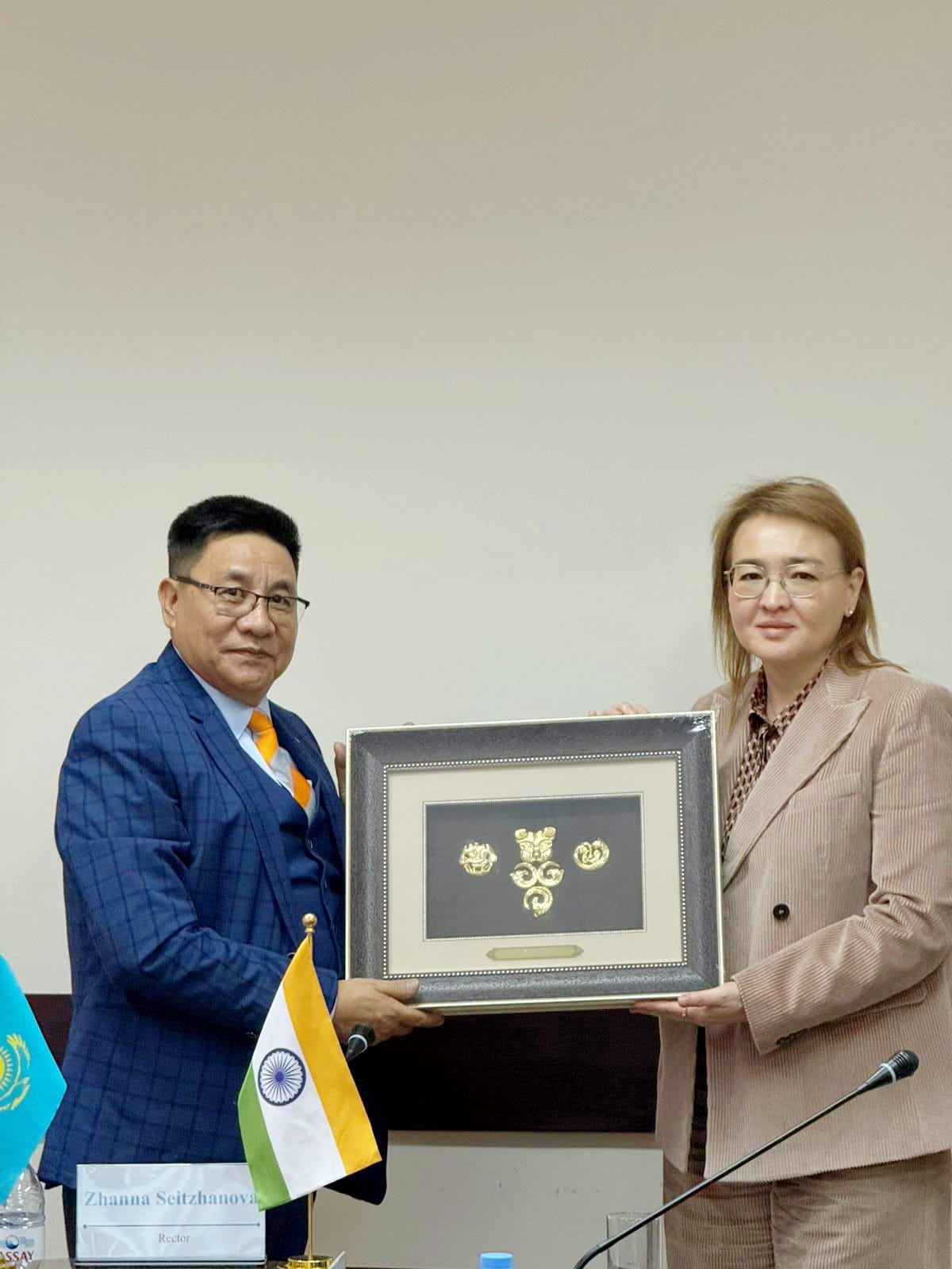 ОҚМА-да Үндістан Республикасының Елшісімен ресми кездесу өтт...