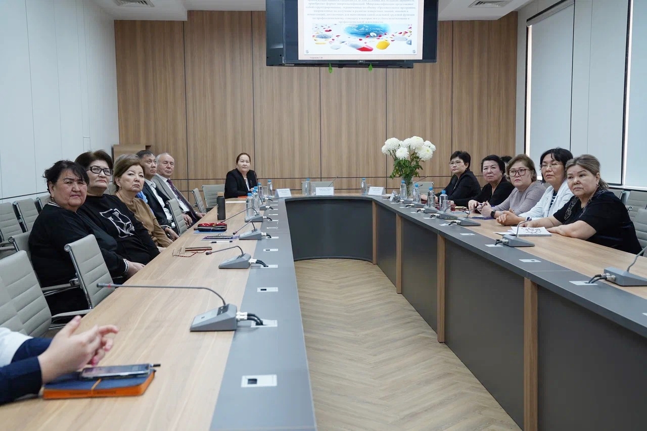 Open lecture-seminar on microqualification “Communication as...