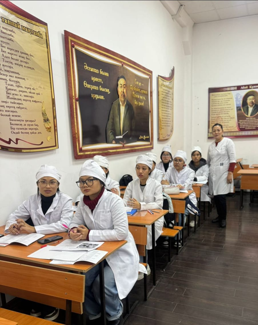 "The Light of reason and humanity": a contest of artistic re...