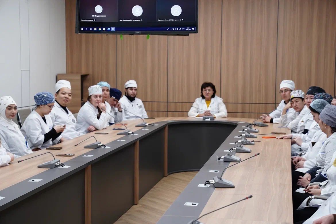 Академия білім алушылары «Остеопорозды диагностикалау, емдеу...