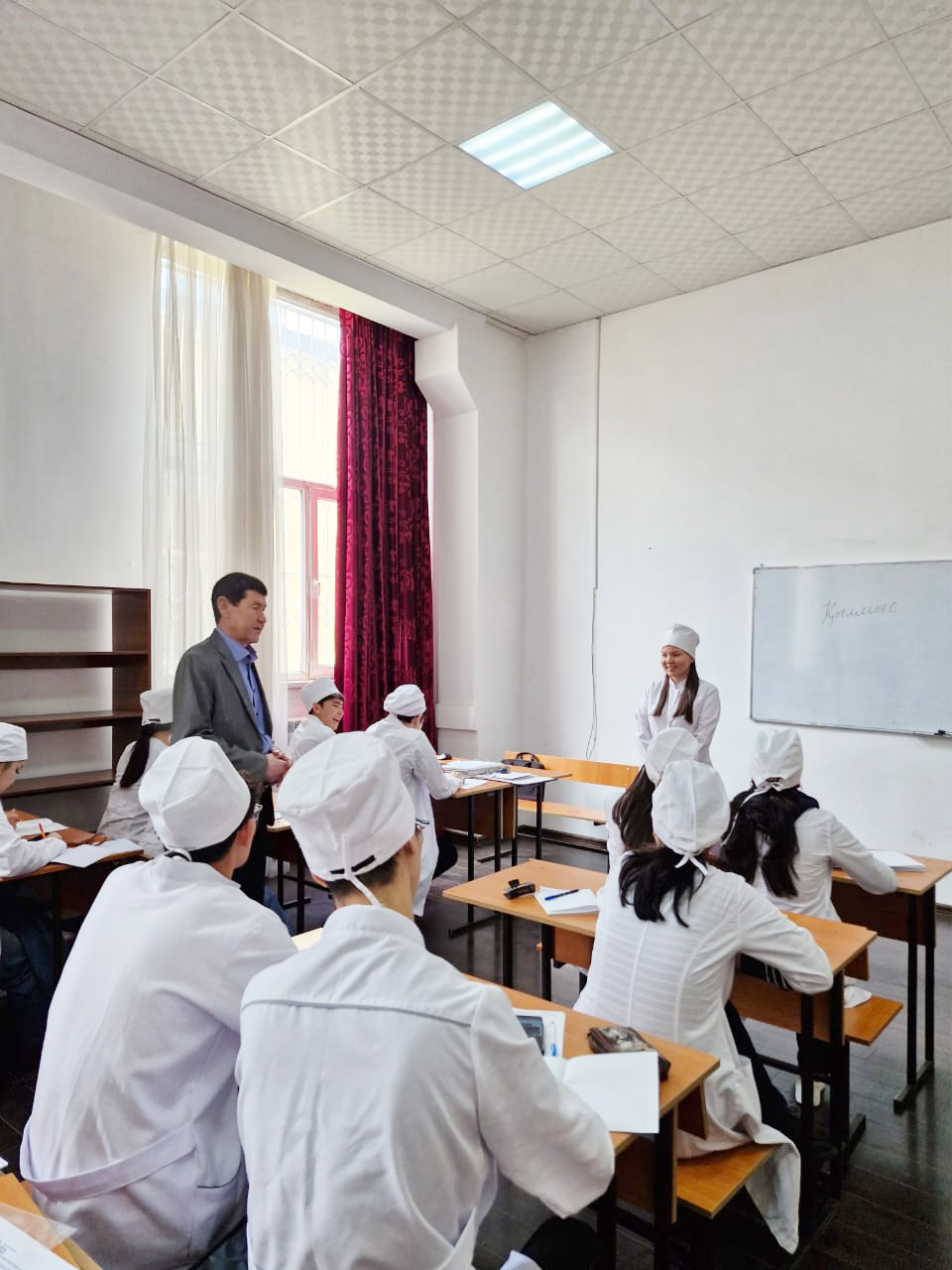 «Санамен серпіл: Өмір – ең қымбат құндылық» атты дөңгелек үс...