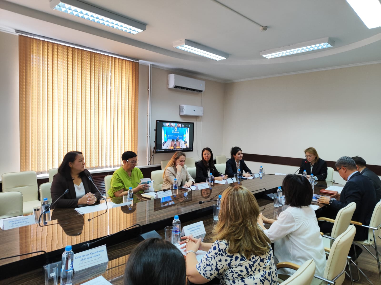 ҚСЗИ делегациясының ОҚМА-ға сапары: Оңтүстік Қазақстан фармацевтикалық кластерін дамыту перспективалары талқыланды