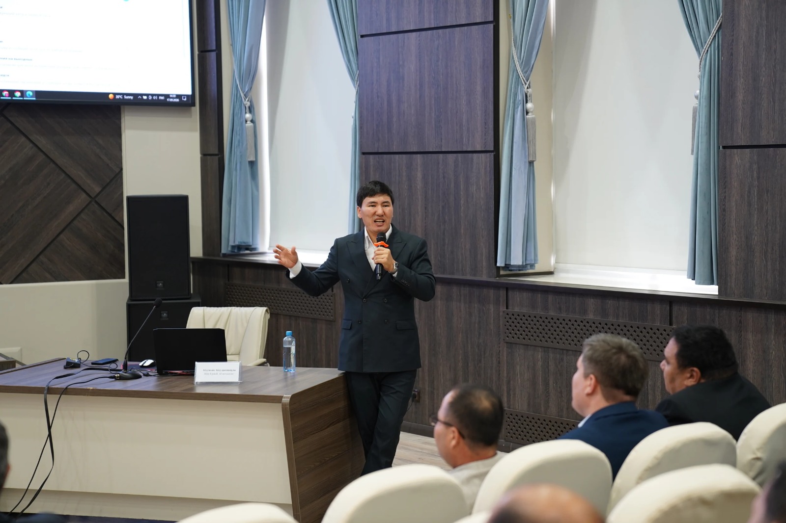 «ChatGPT Edu» платформасының мүмкіндіктері таныстырылды